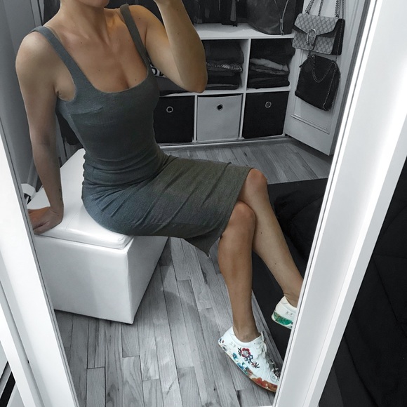 LAST1✨Charcoal Ribbed Midi Dress - Picture 3 of 6